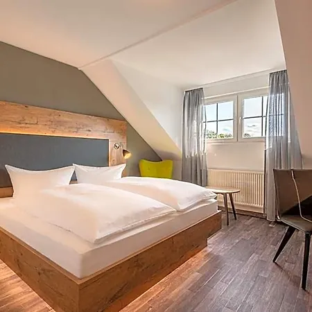 Hotel Pfeffermuehle 3*